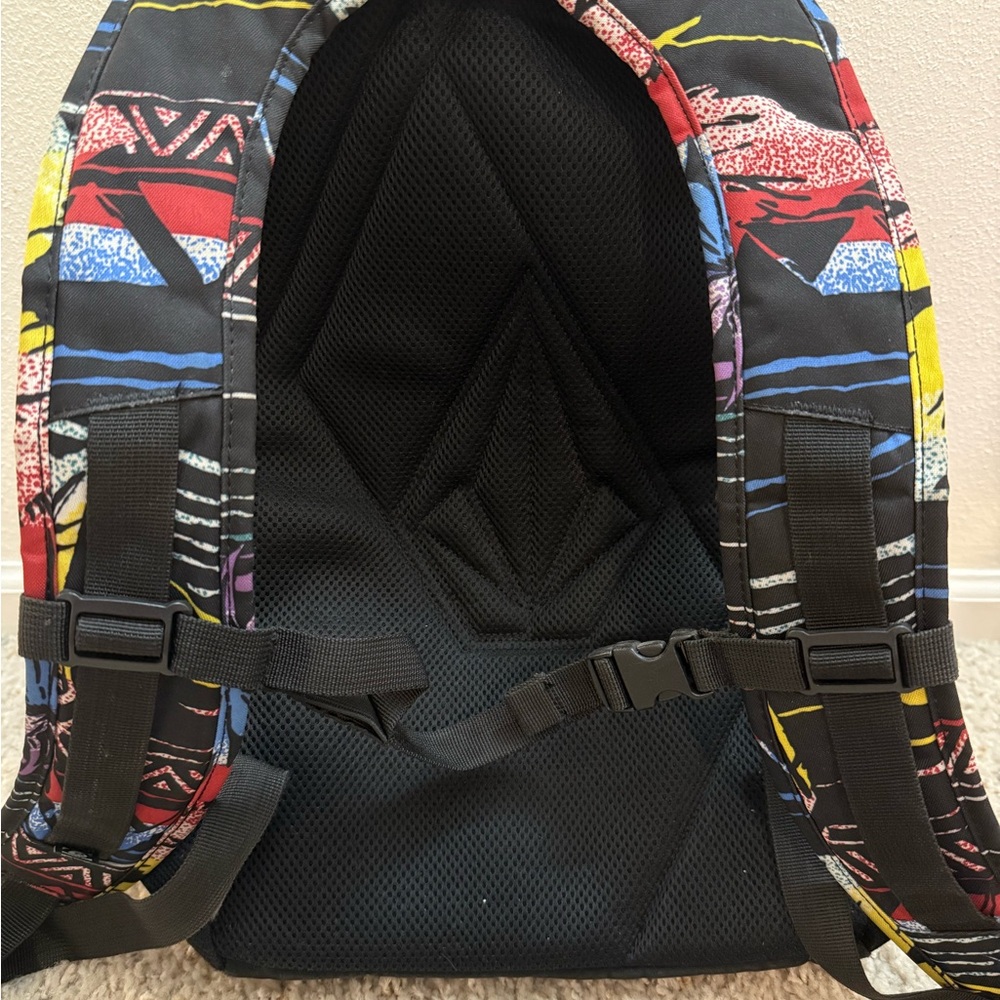 Colorful Patterned Backpack - Picture 6 of 7